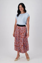 Load image into Gallery viewer, LOVEKNOTS PLEATED SKIRT - CARAMEL