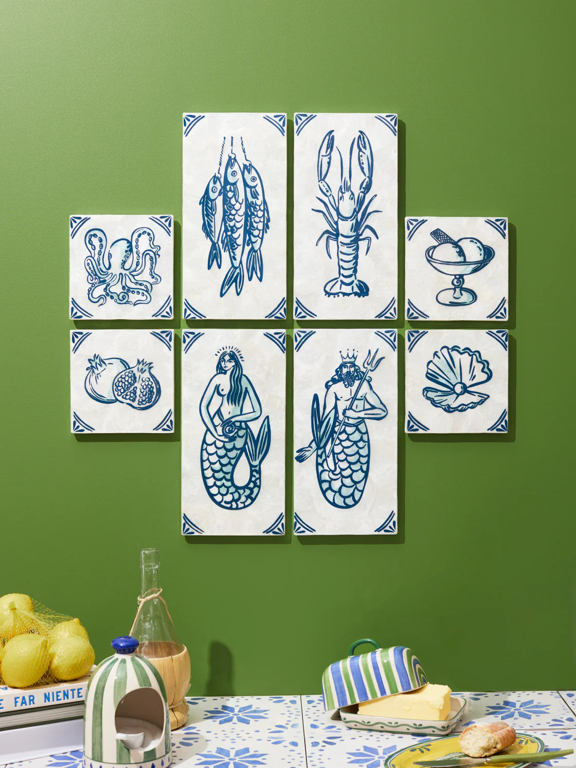 TAVERNA WALL ART - TRIDENT