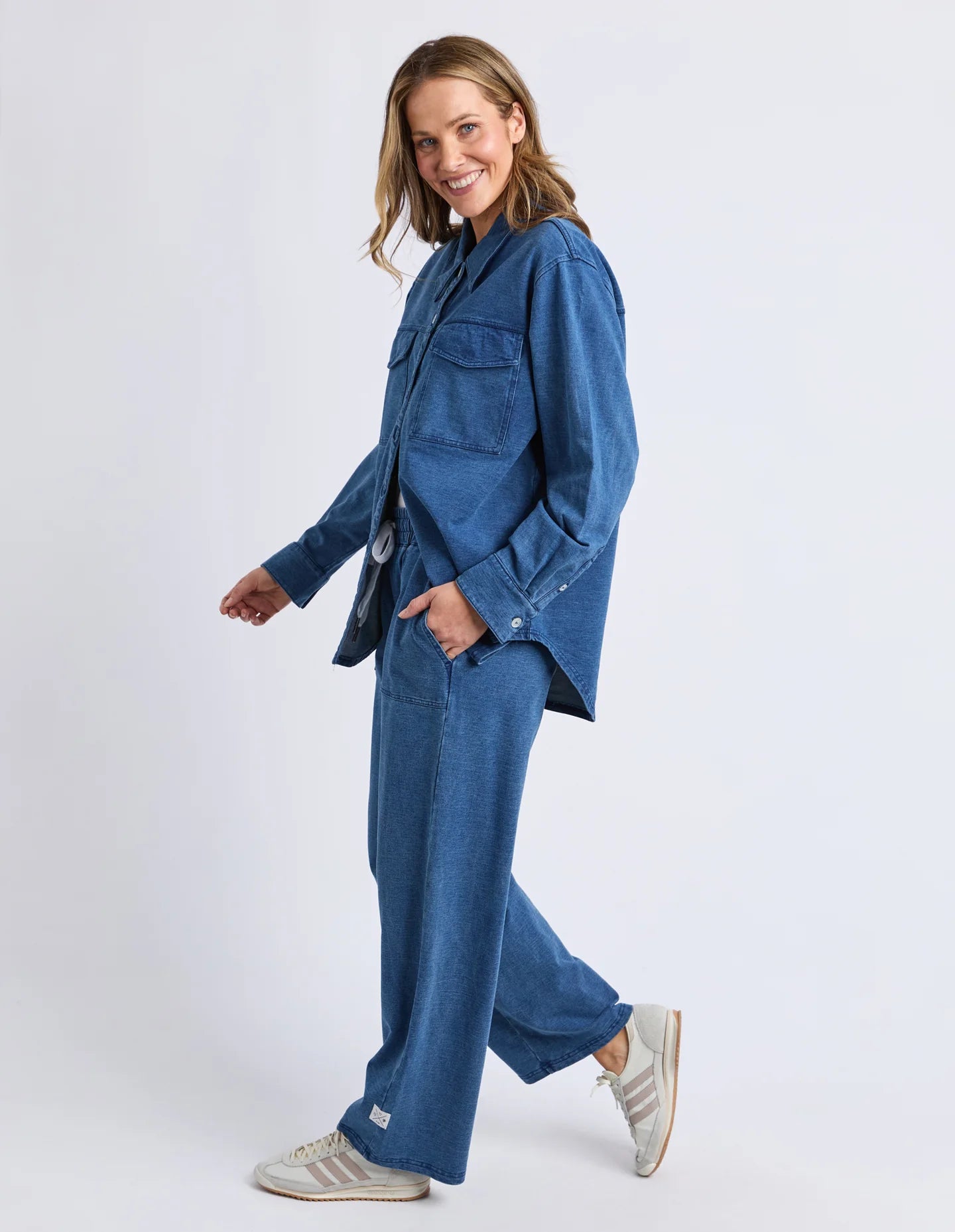 VALERIE TRACKPANT - BLUE DENIM LOOK