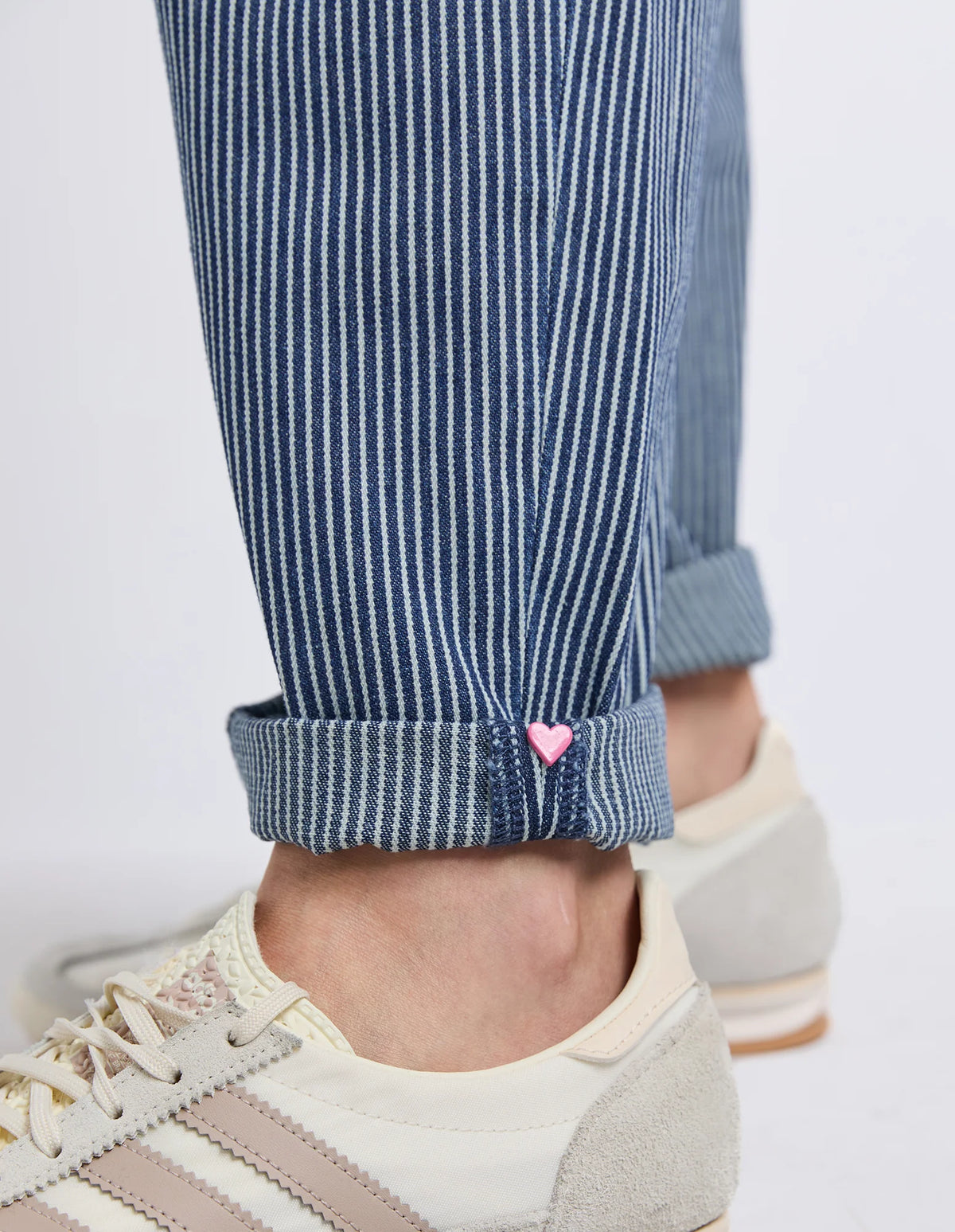 PENNY PINSTRIPE BARREL JOGGER - BLUE & WHITE STRIPE