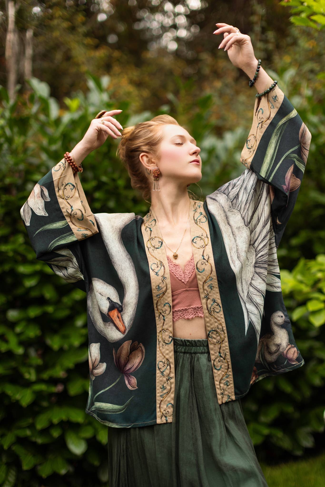 UNDER MY WING PIXIE DUSTER CROP KIMONO - SWAN & FEARHERS