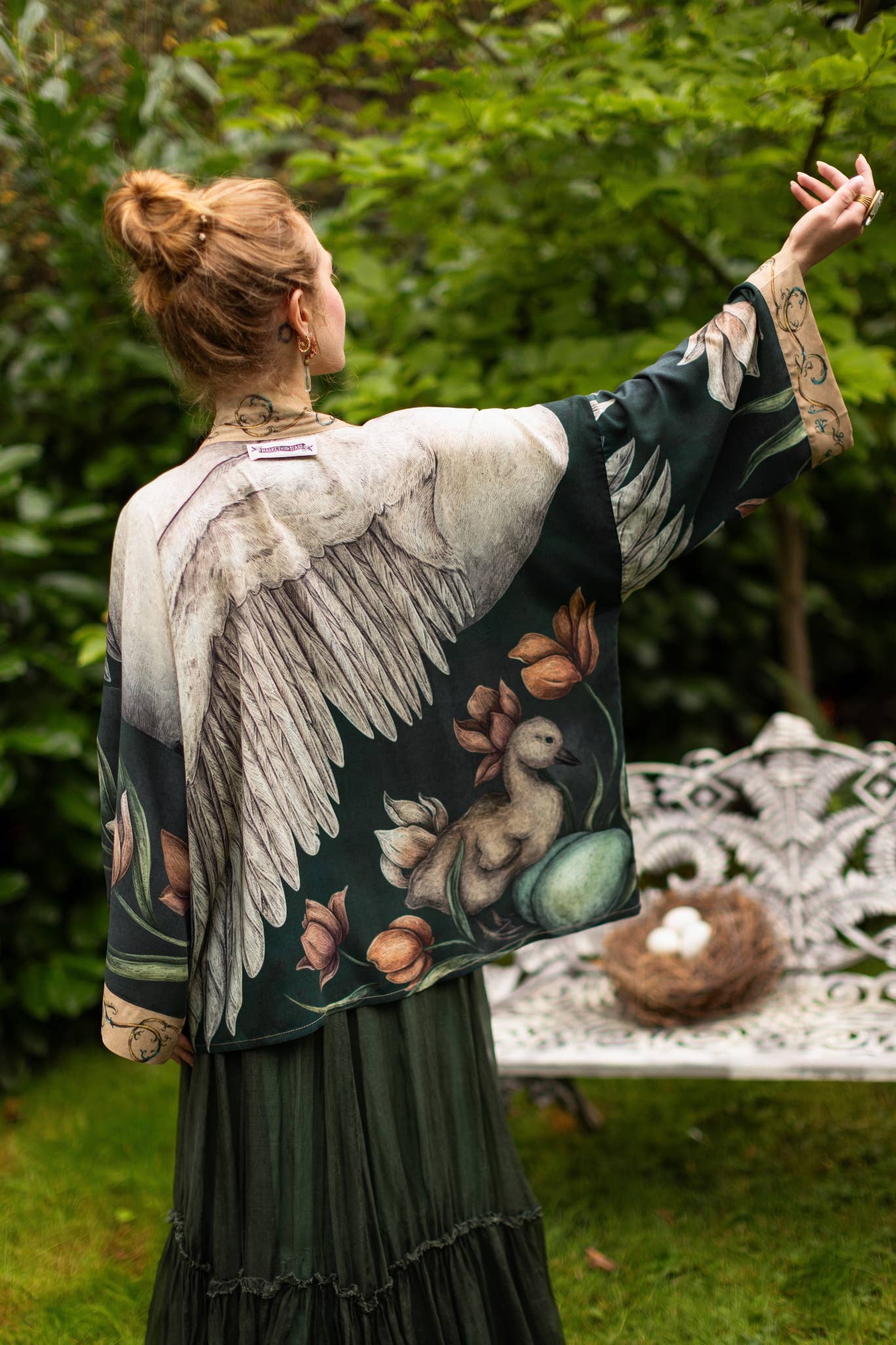 UNDER MY WING PIXIE DUSTER CROP KIMONO - SWAN & FEARHERS