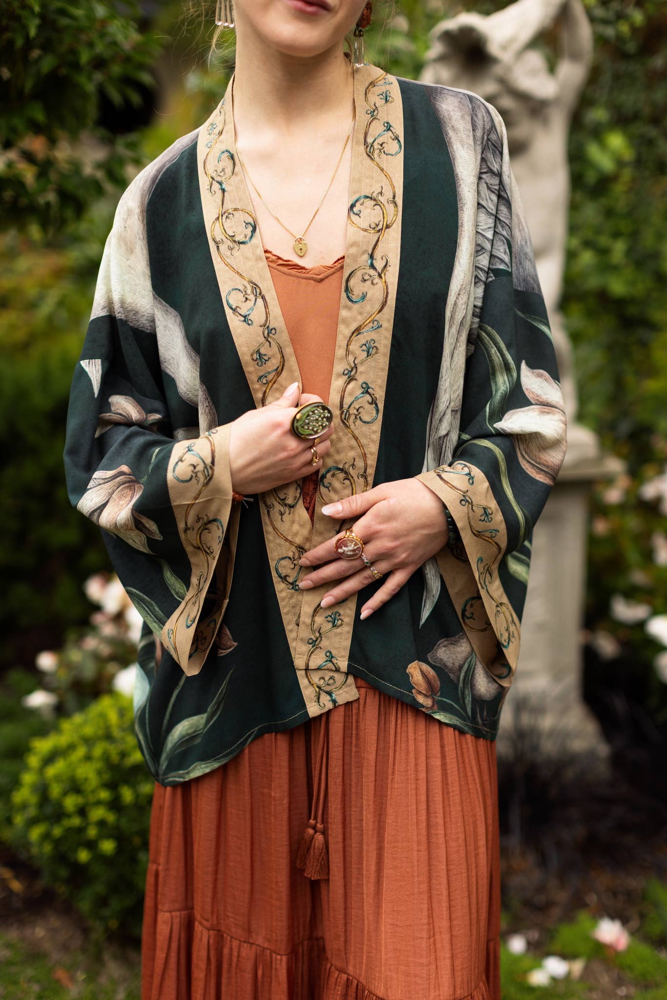UNDER MY WING PIXIE DUSTER CROP KIMONO - SWAN & FEARHERS