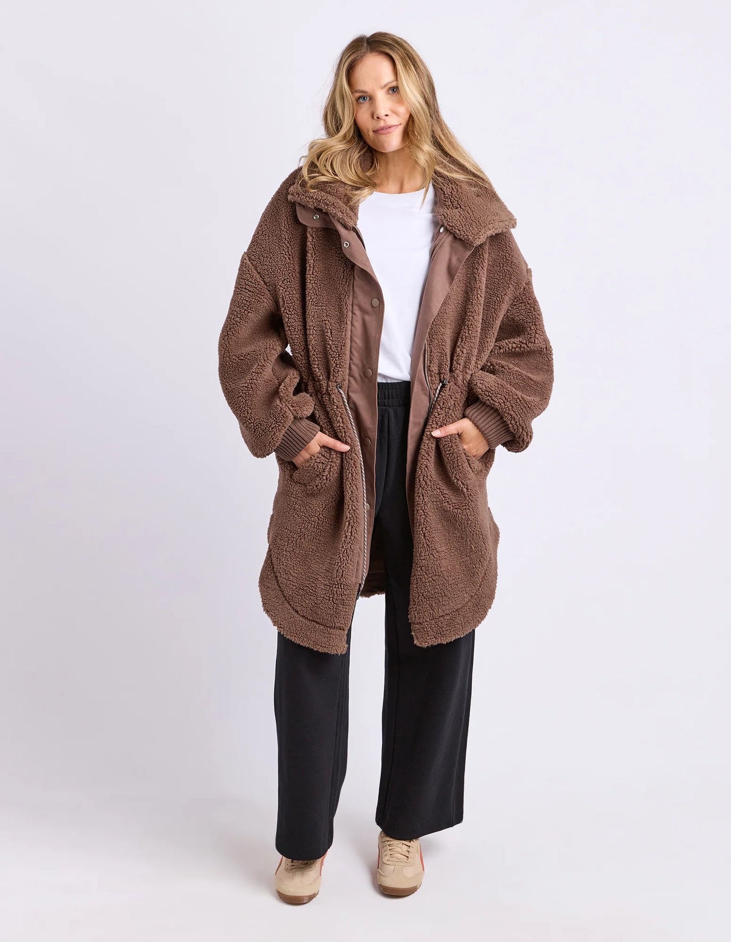 BRIDIE OVERSIZED JACKET - BROWN