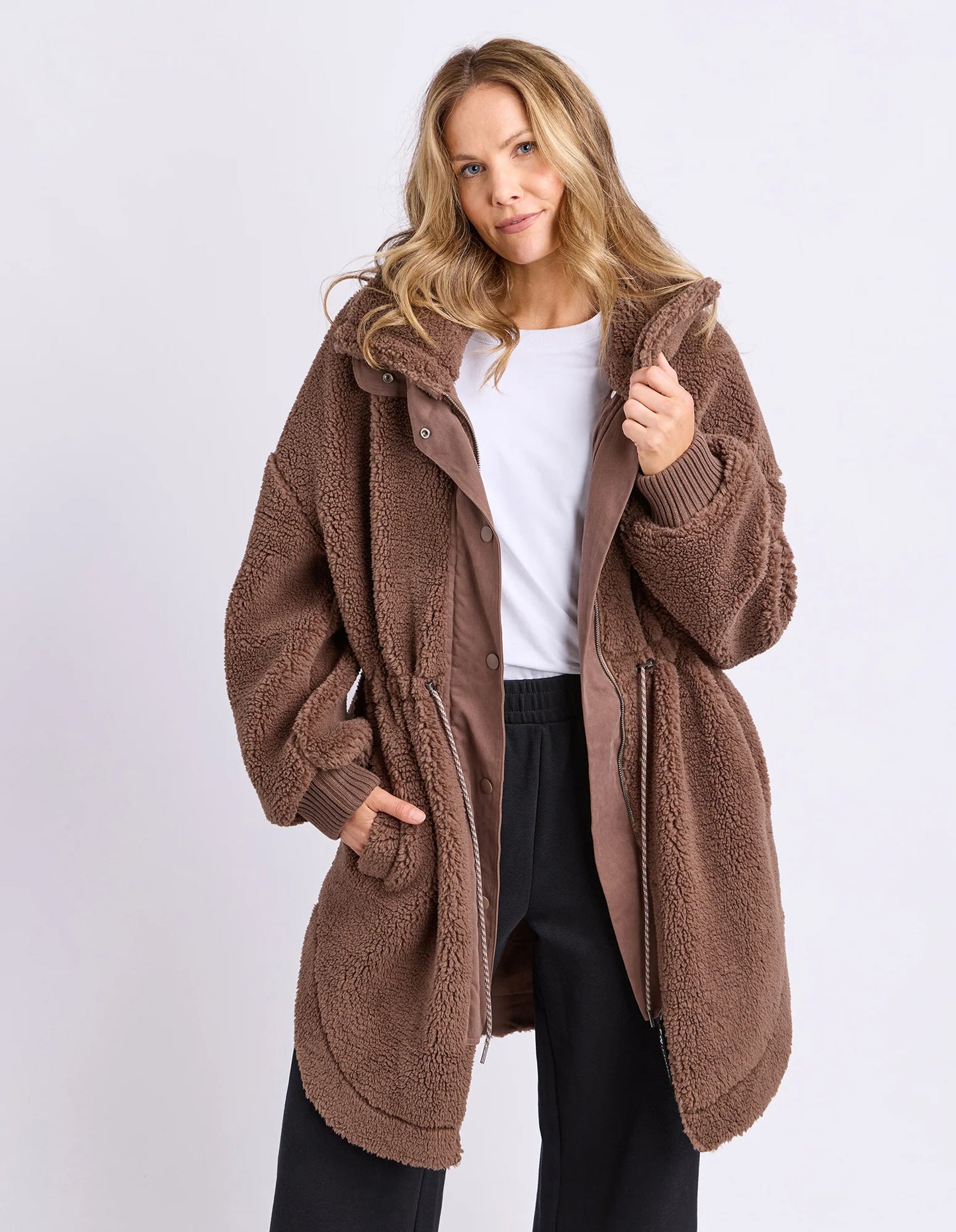 BRIDIE OVERSIZED JACKET - BROWN