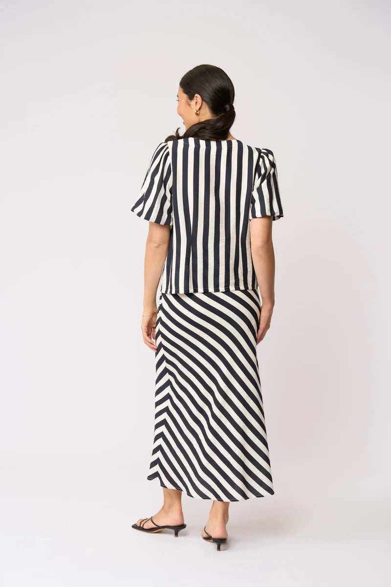 STRIPE RIGHT SKIRT - INK STRIPE