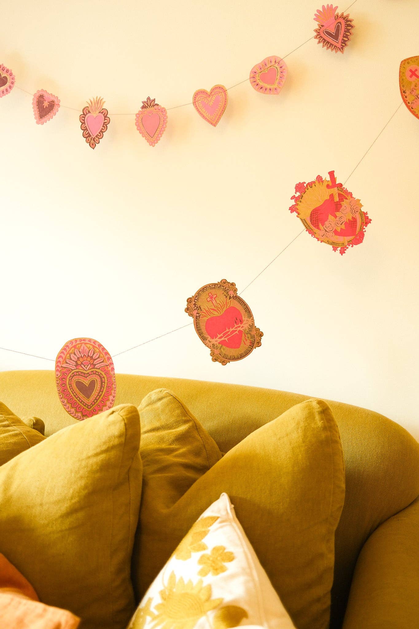 SAINT VALENTINE HEARTS GARLAND