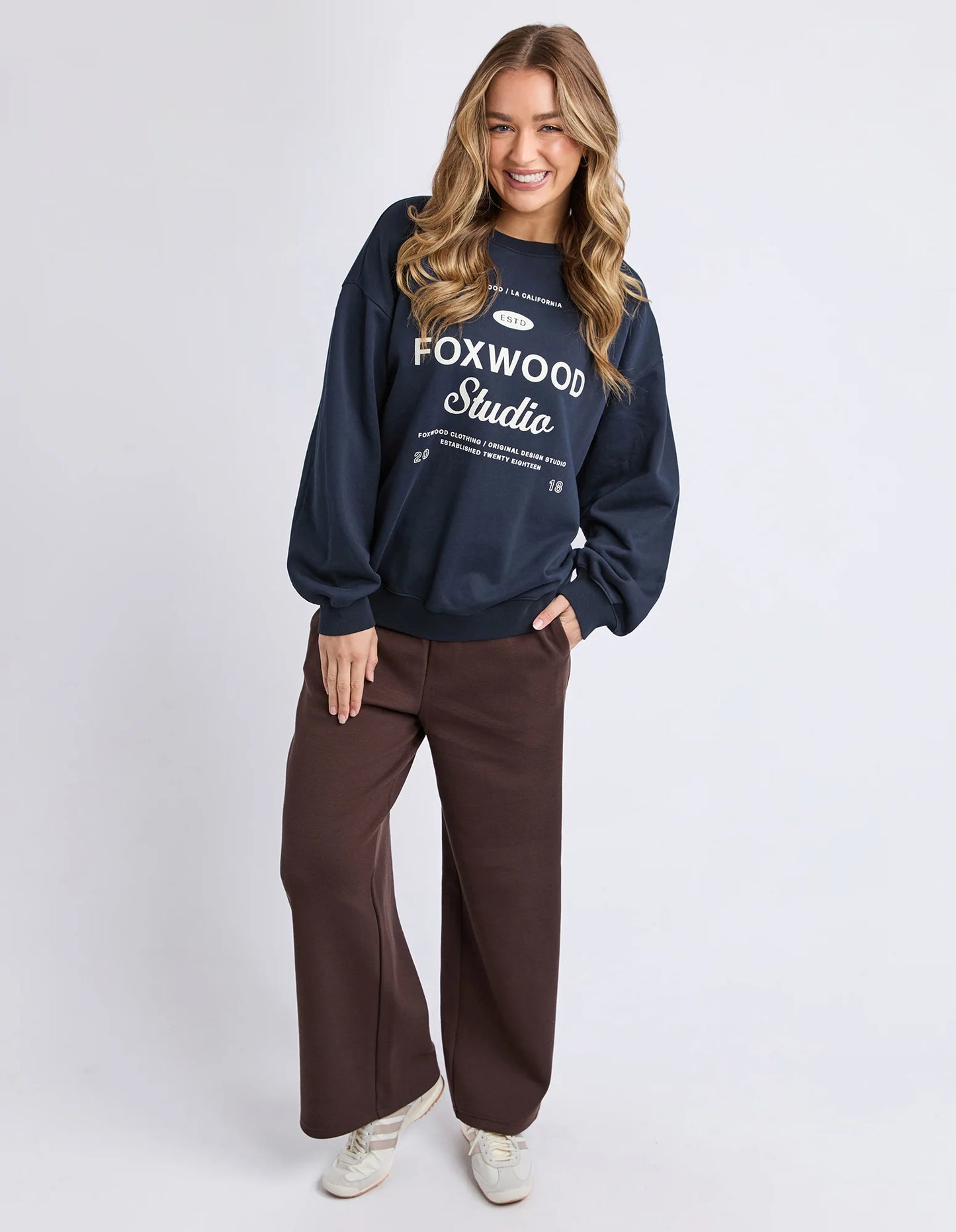 STUDIO OVERSIZED CREW - DARK SAPPHIRE