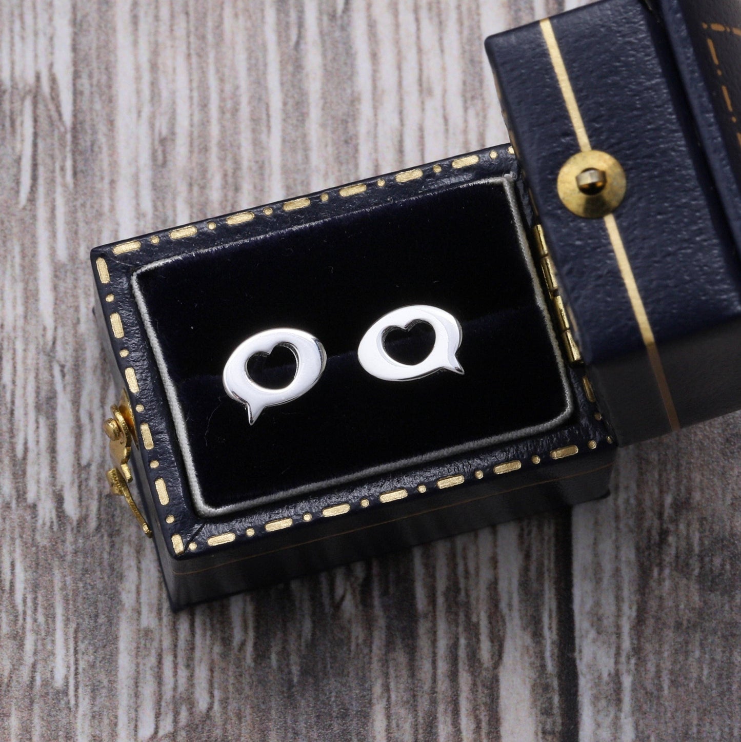 HEART TO HEART - SILVER HEART SPEACH BUBBLE EARRINGS