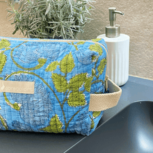 Load image into Gallery viewer, Blue and green flower bag