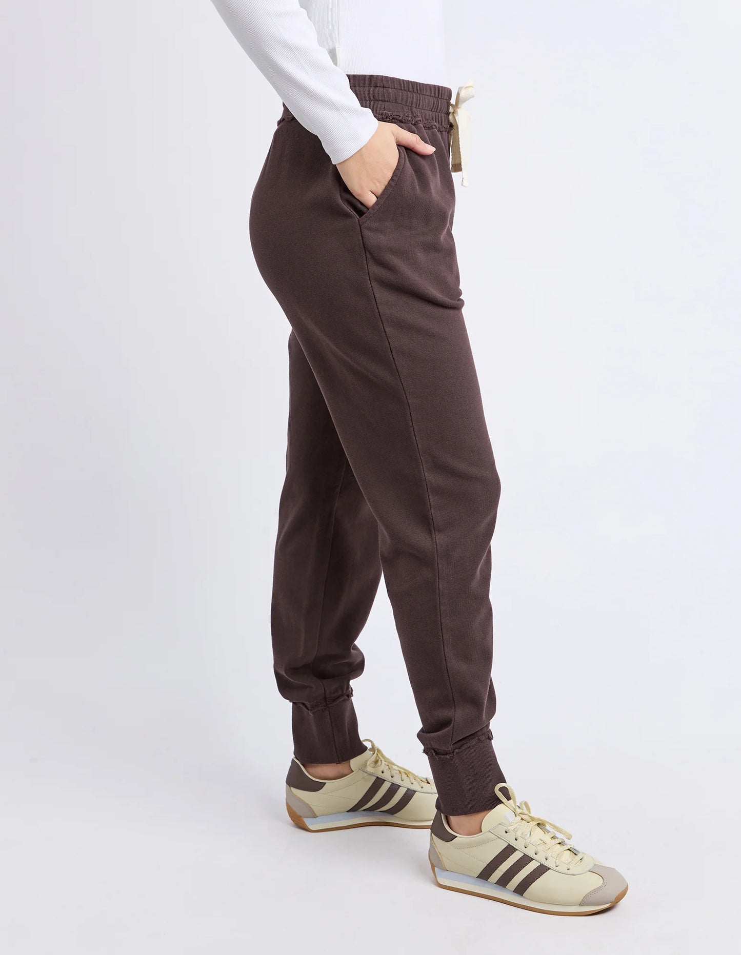 SIMPLIFIED TRACK PANT - COFFEE