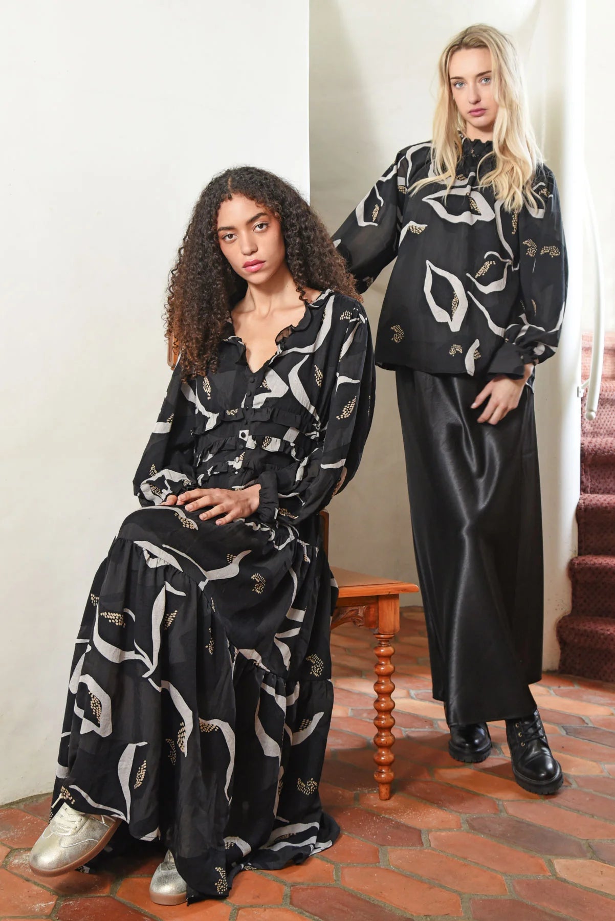 TIER ME OUT DRESS - BLACK