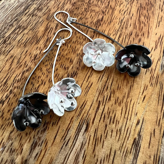 EARRINGS - SILVER BLOSSOM DROP