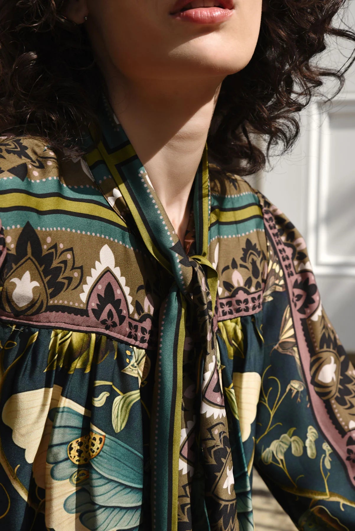 DULY KNOTTED SHIRT - MOTH