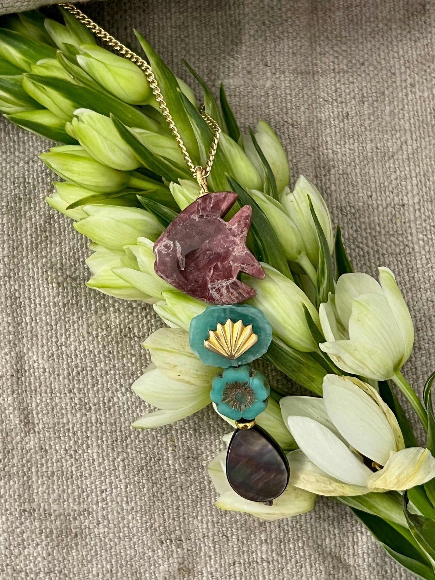 COMPANION LEO NECKLACE