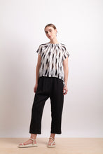 Load image into Gallery viewer, SOFT FOCUS TOP - LIQUORICE