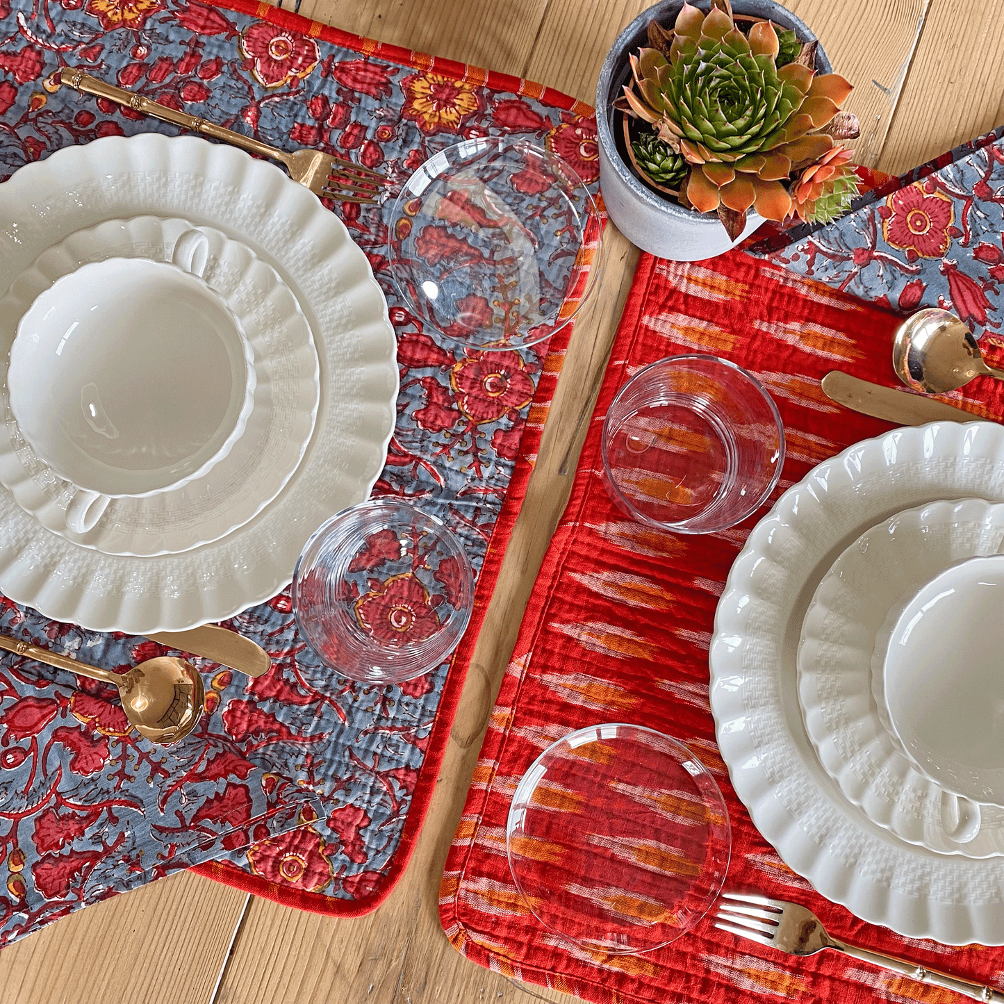 REVERSABLE GREY & RED FLORAL & CORAL IKAT PLACEMATS WITH NAPKINS - SET OF 6