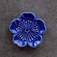 Load image into Gallery viewer, JAPANESE INCENSE HOLDER - FLOWER ORNAMENT