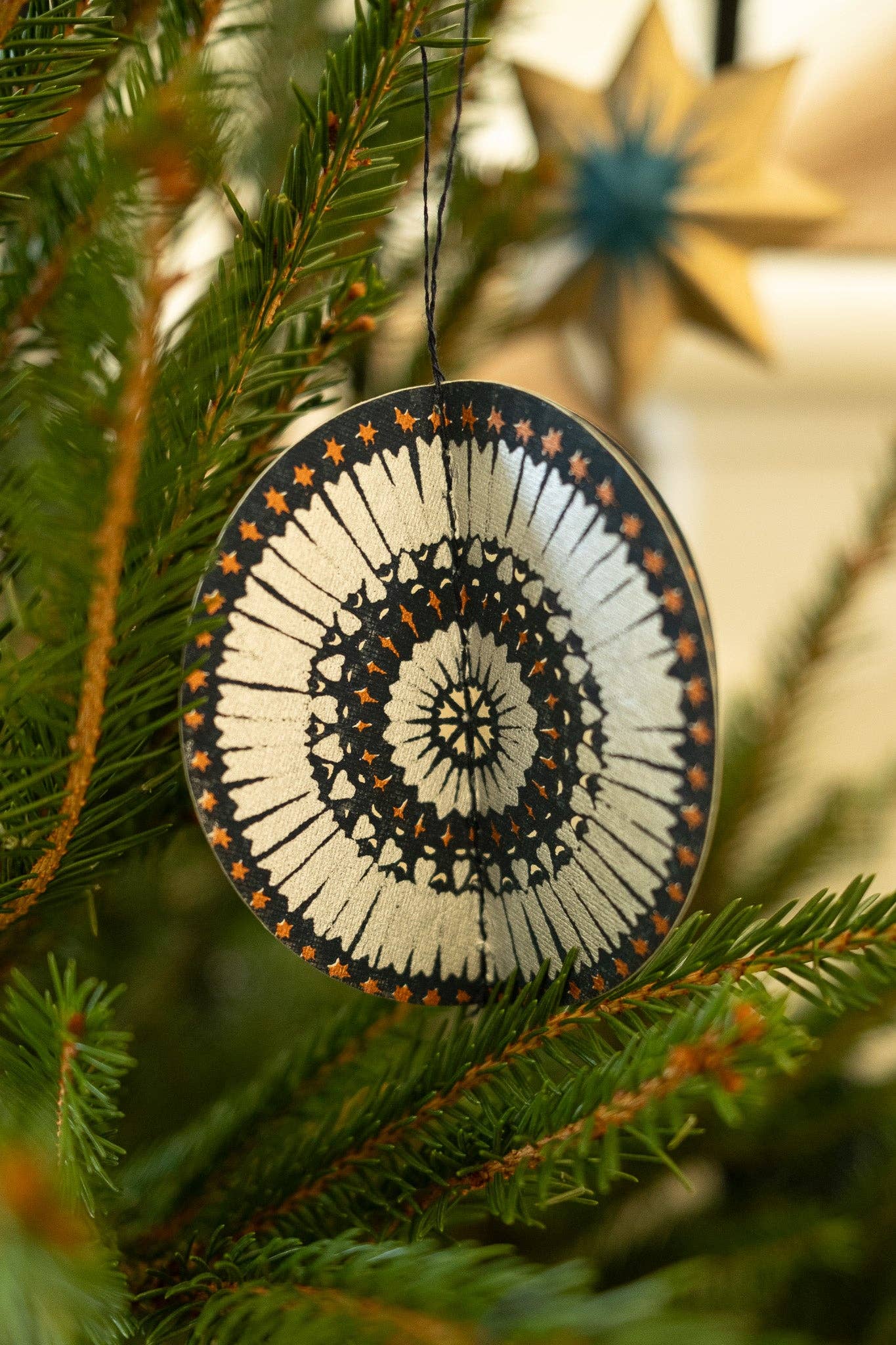 STARS PAPER ORNAMENT