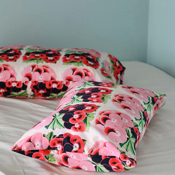 BLOSSOMY PILLOWCASE SET