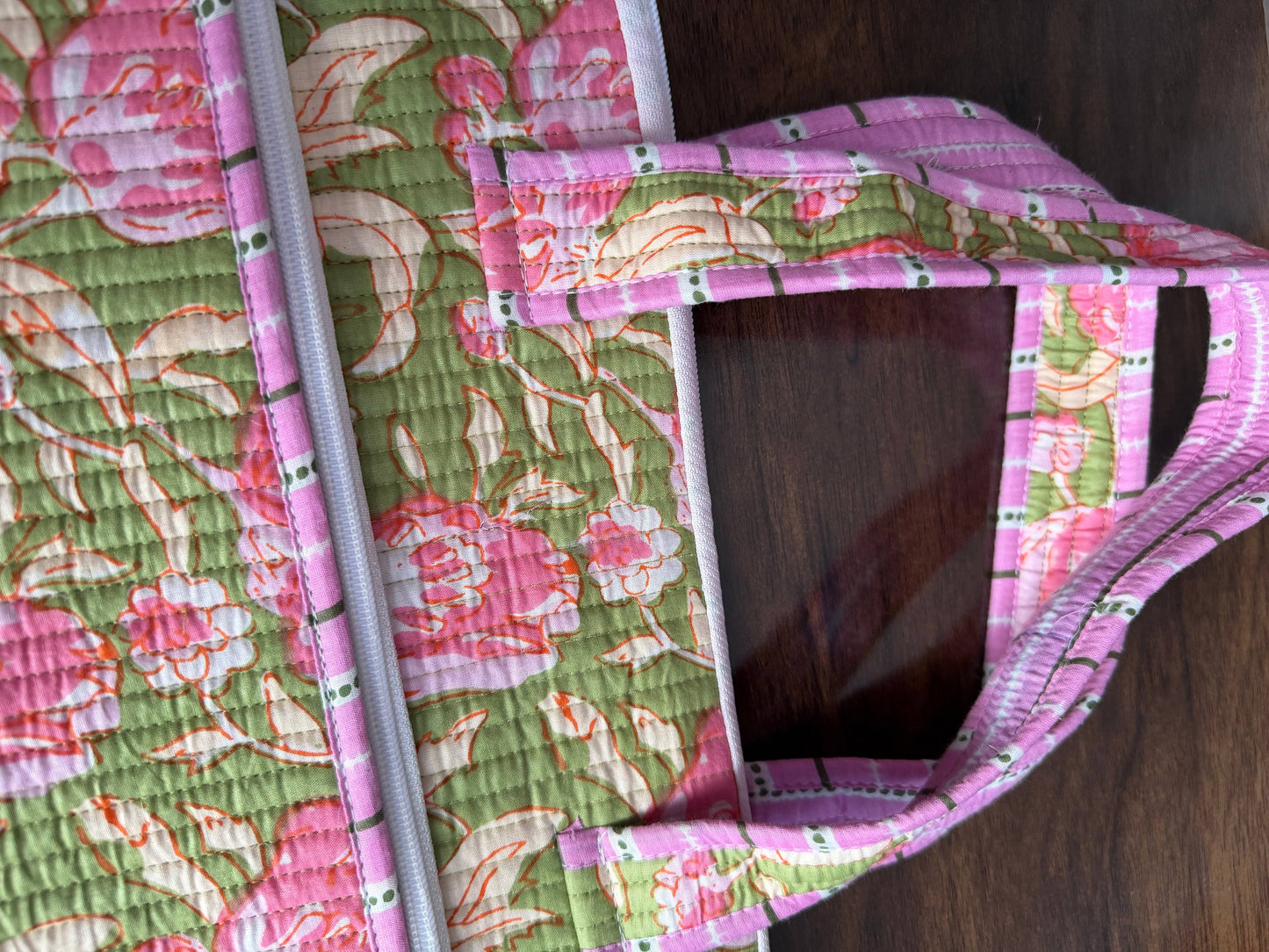 QUILTED COTTON LAPTOP BAG WITH HANDLE - GREEN WITH PINK FLORAL