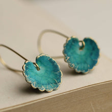 Load image into Gallery viewer, PEACOCK LEAF EARRINGS