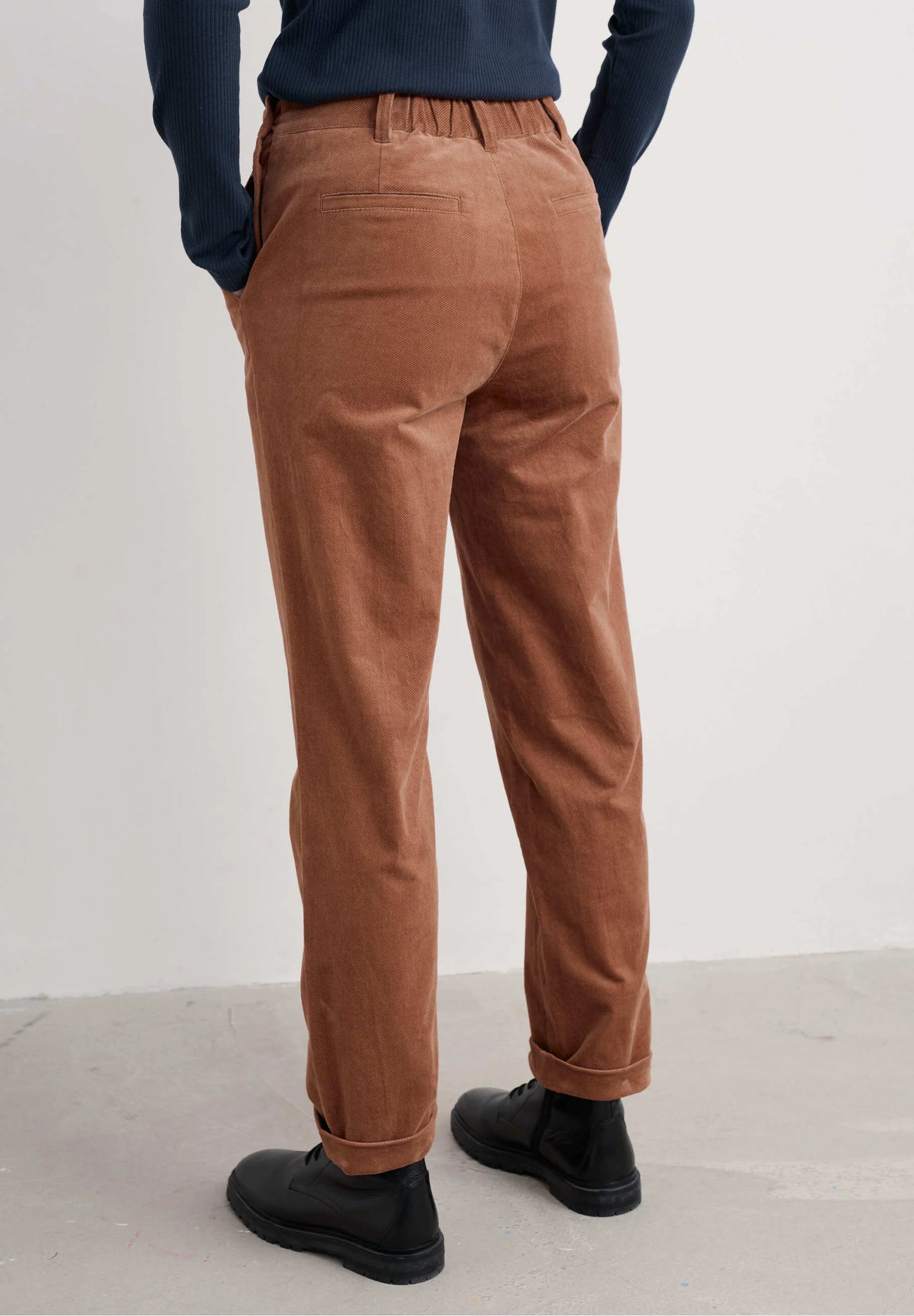 CRACKINGTON TROUSERS - DARK FLAX