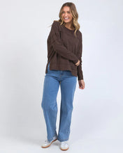 Load image into Gallery viewer, JAYNE THROW ON TOP - COFFEE