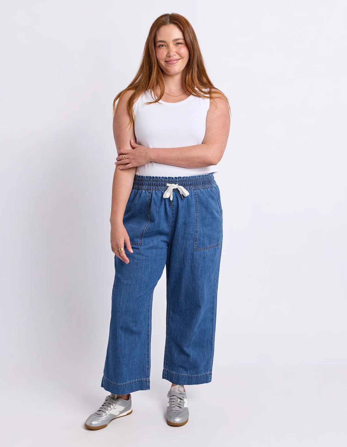 GRETA SLIM LEG PANT - MID BLUE WASH
