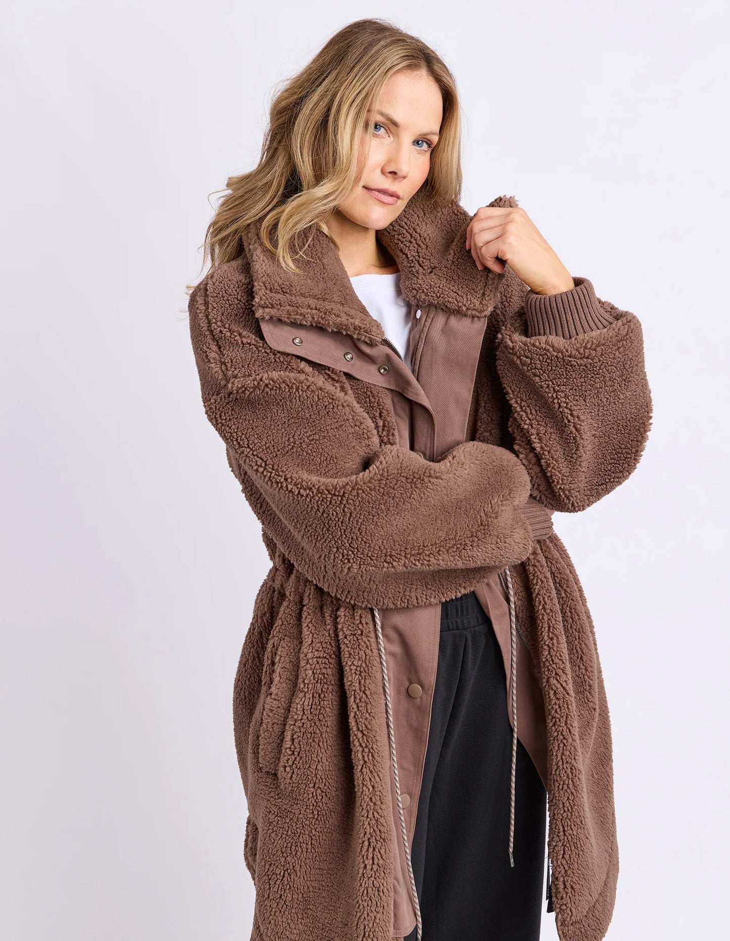 BRIDIE OVERSIZED JACKET - BROWN