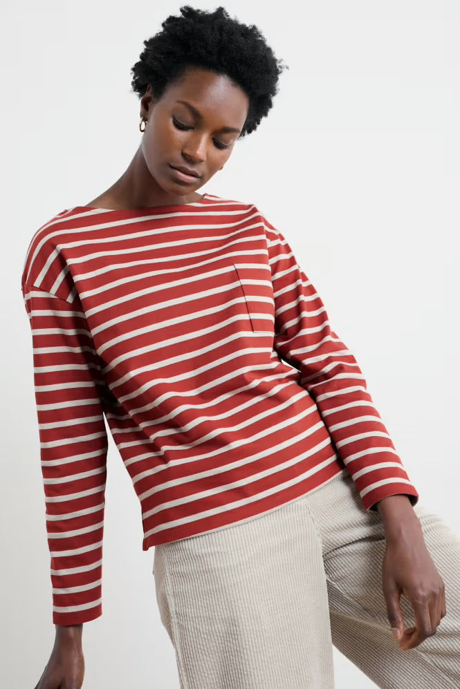 BEACH BOAT TOP - BRETON RED SAIL CHALK