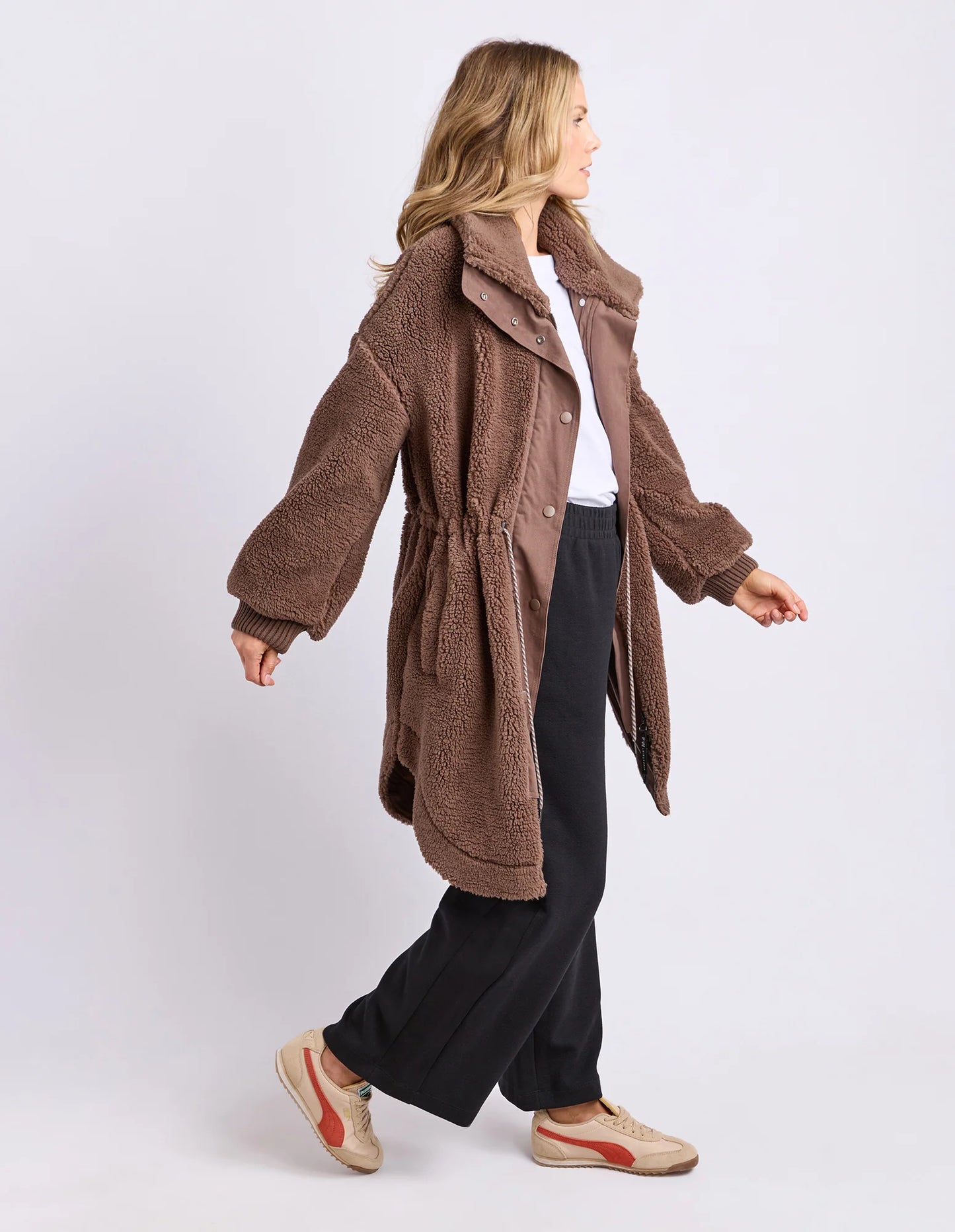 BRIDIE OVERSIZED JACKET - BROWN