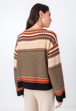 Load image into Gallery viewer, JACQUARD PULLOVER - BEIGE STRUCTURE PATTERN