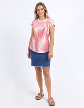 Load image into Gallery viewer, SIGNATURE TEE - CAYENNE/WHITE STRIPE