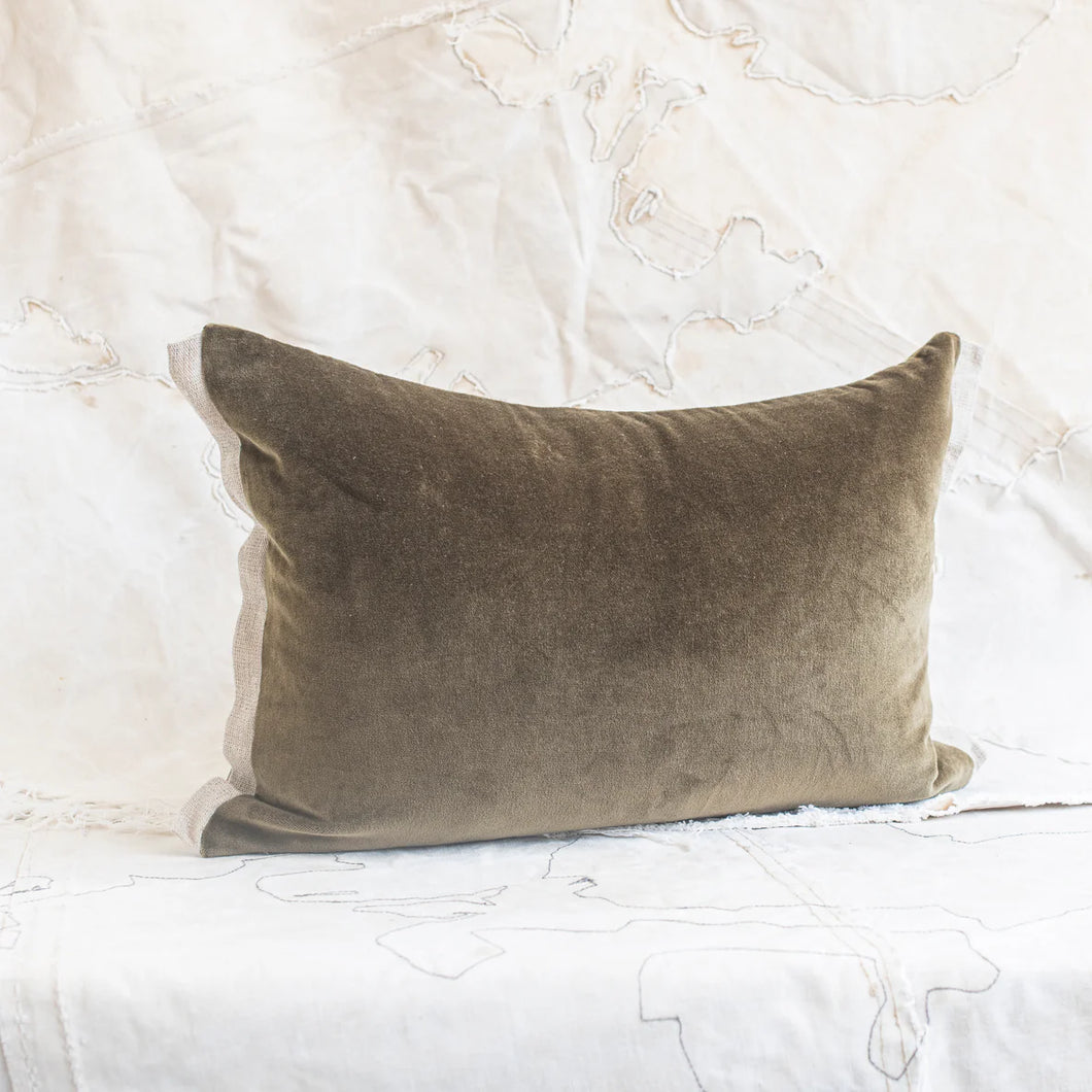 MEDICIS VELVET CUSHION - KHAKI
