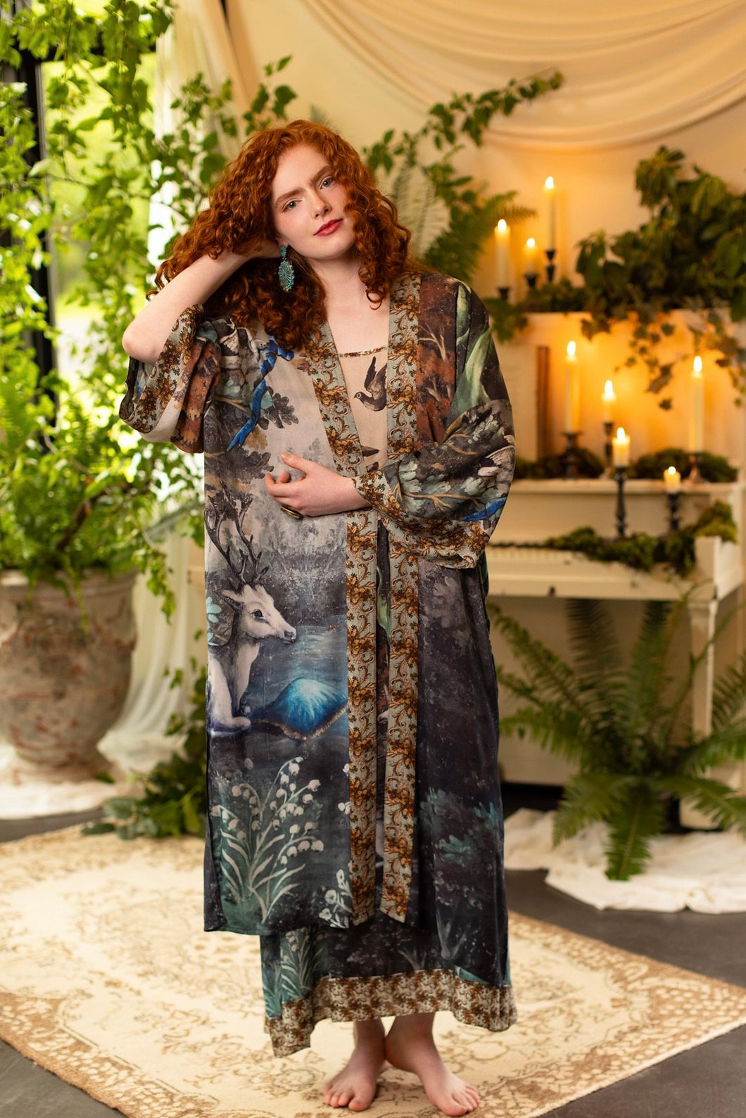 THEATRE OF DREAMS LONG DUSTER ROBE