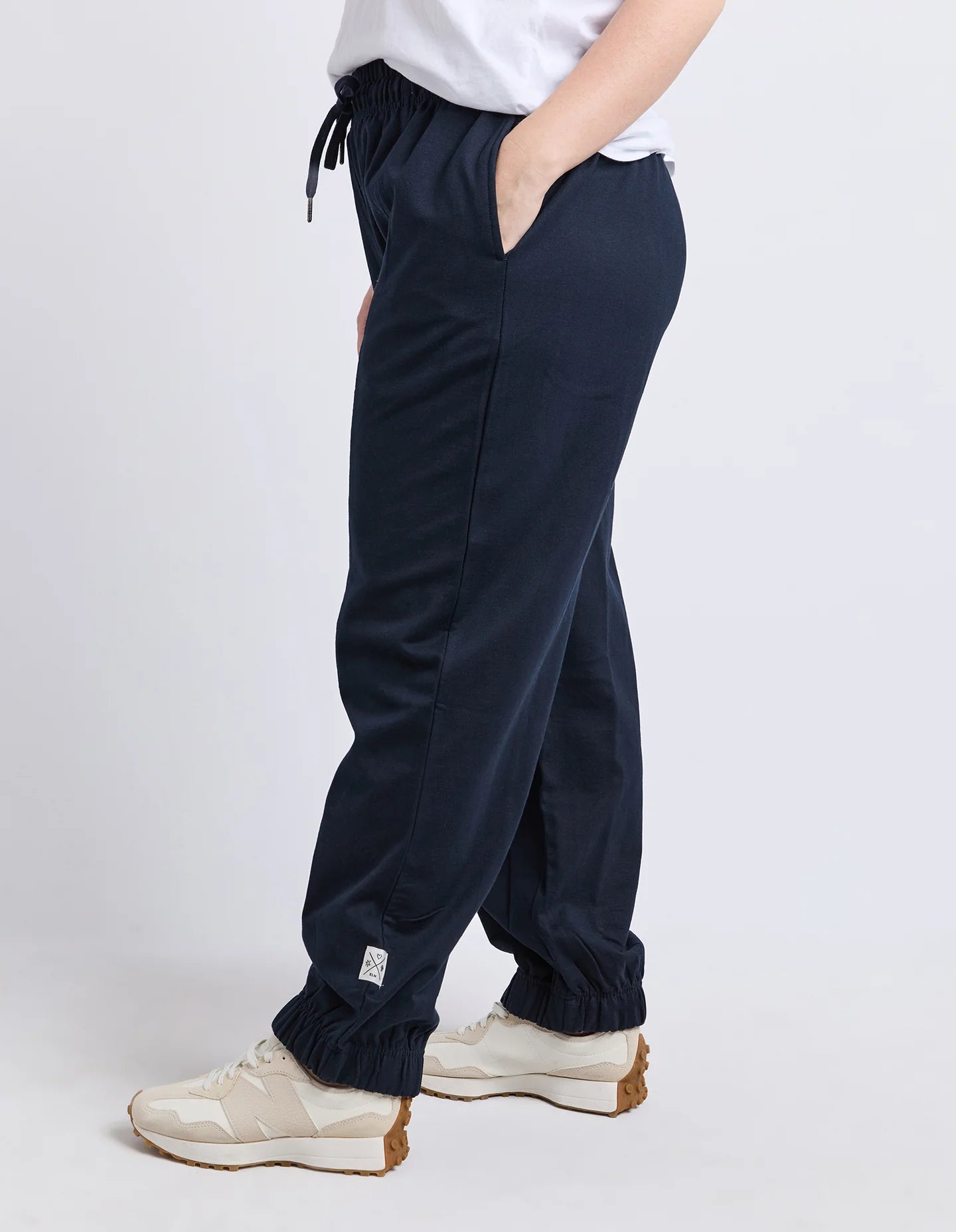 AUBREY TRACKPANT - DARK SAPPHIRE