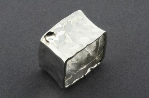 CHUNKY SILVER SQUARE RING