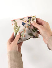 Load image into Gallery viewer, COCKATOO SHOPPING BAG