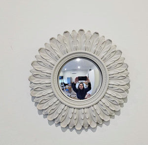 WHITE ACANTHUS MIRROR