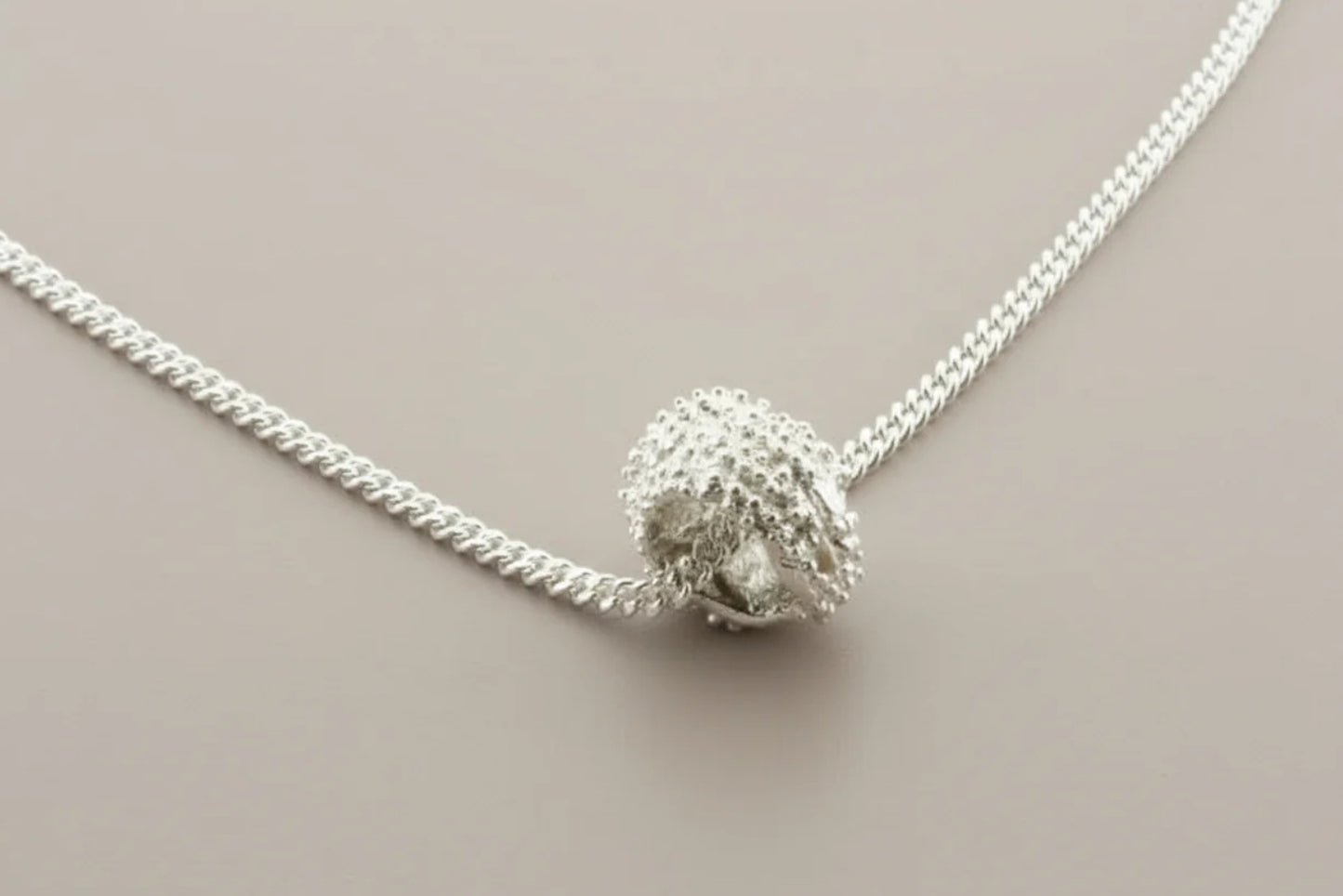 SILVER STAR CORAL PENDANT ON 45CM LINK CHAIN