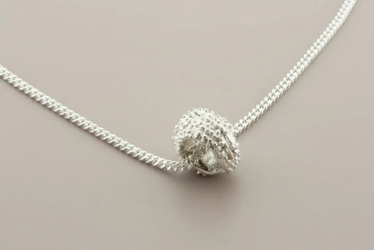 SILVER STAR CORAL PENDANT ON 45CM LINK CHAIN