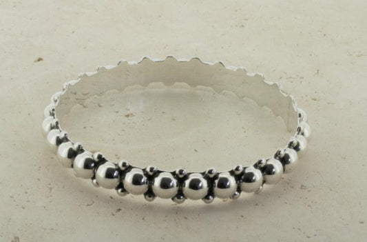STERLING SILVER BEADED BANGLE