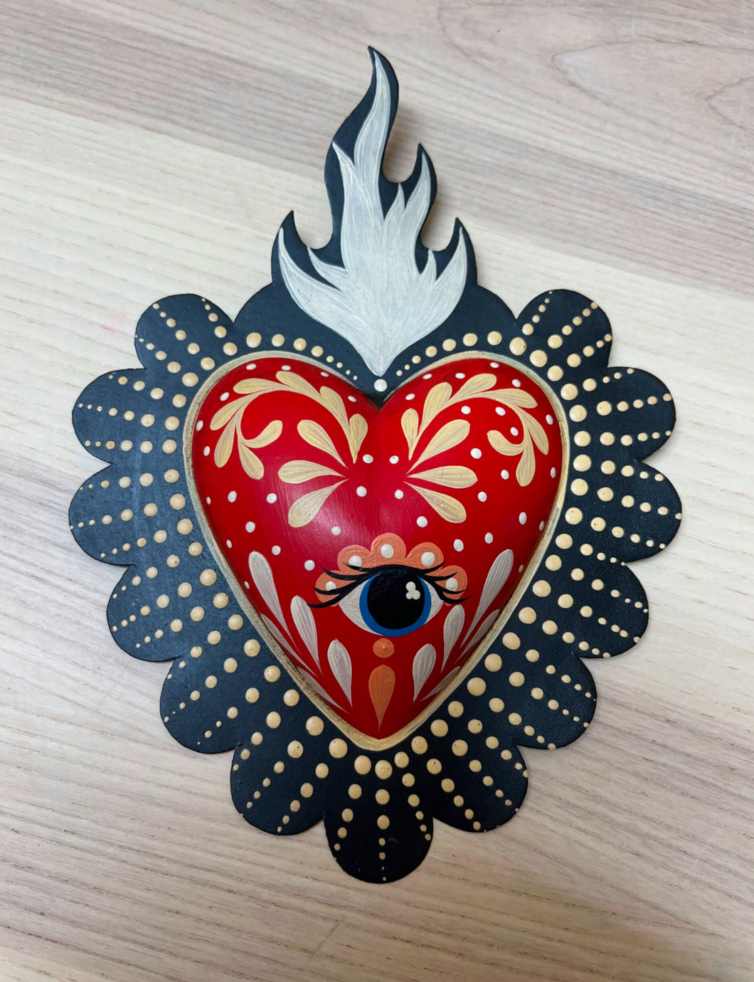 TIN RED HAND PAINTED HEART WITH EYE