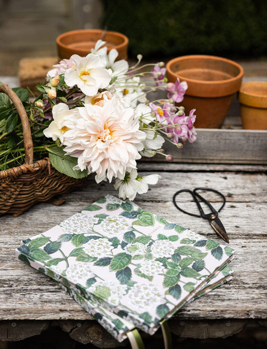 HEIRLOOM GARDENING JOURNAL - HYDRANGEA