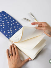 Load image into Gallery viewer, DESKTOP NOTEPAD JOTTER - BUTTERFLIES