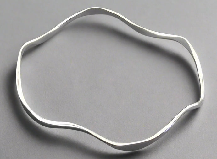 STERLING SILVER WAVY BANGLE