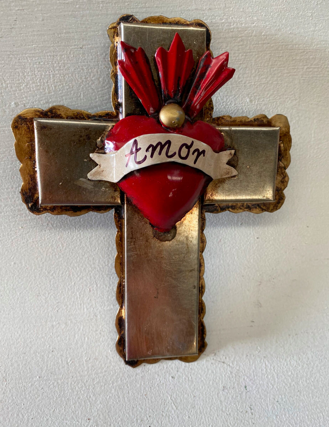 TIN AMOR HEART CROSS