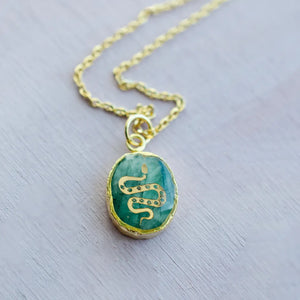 EMERALD SNAKE PENDANT NECKLACE