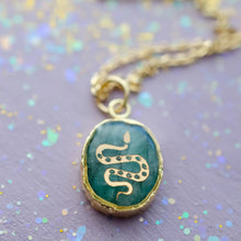 Load image into Gallery viewer, EMERALD SNAKE PENDANT NECKLACE